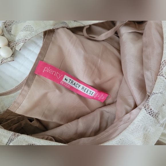 Tracy Reese gorgeous lace dress | size 6p - Picture 10 of 10